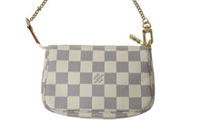 Load image into Gallery viewer, 新品同様 LOUIS VUITTON ルイヴィトン ミニポシェットアクセソワール アクセサリーポーチ N58010 ダミエアズール ホワイト 中古 4b000210