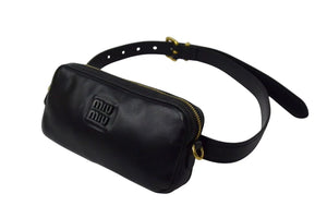 MIUMIU ミュウミュウ レザー ロゴ ベルトバッグ ブラック ウエストバッグ ゴールド金具 美品 中古 4b000249