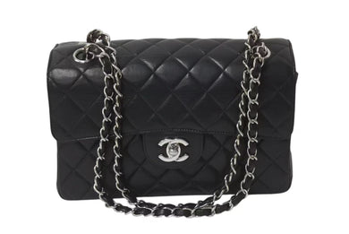 極美品 CHANEL シャネル マトラッセ23 Wフェイス Wチェーン ワンショルダーバッグ Y01480 4番台 ラムスキン ココマーク シルバー金具 中古 4b000278