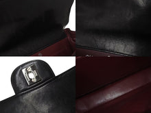 Load image into Gallery viewer, 極美品 CHANEL シャネル マトラッセ23 Wフェイス Wチェーン ワンショルダーバッグ Y01480 4番台 ラムスキン ココマーク シルバー金具 中古 4b000278