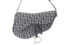 Load image into Gallery viewer, 極美品 Christian Dior クリスチャンディオール トロッター サドルバッグ ブラック ガリアーノ期 シルバー金具 ワンショルダー ロゴ 中古 4b000281