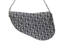 Load image into Gallery viewer, 極美品 Christian Dior クリスチャンディオール トロッター サドルバッグ ブラック ガリアーノ期 シルバー金具 ワンショルダー ロゴ 中古 4b000281