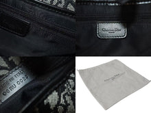 Load image into Gallery viewer, 極美品 Christian Dior クリスチャンディオール トロッター サドルバッグ ブラック ガリアーノ期 シルバー金具 ワンショルダー ロゴ 中古 4b000281