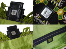 画像をギャラリービューアに読み込む, FENDI フェンディ ビーズ刺繍 マンマバケット ハンドバッグ ブラック マルチカラー キャンバス ビーズ レザー ワンショルダー 26424 美品 中古 4b000285