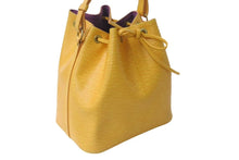 画像をギャラリービューアに読み込む, LOUIS VUITTON ルイヴィトン エピ プチノエ ショルダーバッグ M44109 エピレザー イエロー ゴールド金具 良品 中古 4b000289