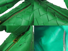 Load image into Gallery viewer, 極美品 BOTTEGAVENETA ボッテガヴェネタ ミニ ジョディ ハンドバッグ パラキート グリーン ラムレザー カーフレザー 中古 4b000295