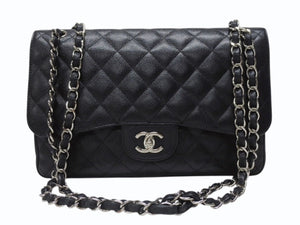 極美品 CHANEL シャネル デカマトラッセ30 Wフラップ Wチェーン ショルダーバッグ 17番台 キャビアスキン ブラック シルバー金具 中古 4b000303