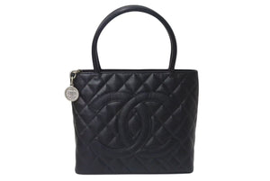 新品同様 CHANEL シャネル 復刻トートバッグ ハンドバッグ 9番台 キャビアスキン ブラック ココマーク ロゴ 鞄 シルバー金具 中古 4b000305