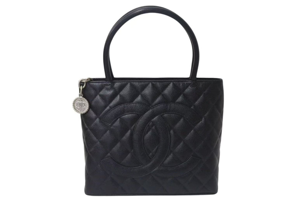 新品同様 CHANEL シャネル 復刻トートバッグ ハンドバッグ 9番台 キャビアスキン ブラック ココマーク ロゴ 鞄 シルバー金具 中古 4b000305