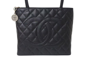 新品同様 CHANEL シャネル 復刻トートバッグ ハンドバッグ 9番台 キャビアスキン ブラック ココマーク ロゴ 鞄 シルバー金具 中古 4b000305