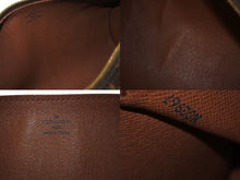 Load image into Gallery viewer, LOUIS VUITTON ルイヴィトン モノグラム パピヨン30 ハンドバッグ M51385 筒型 ロゴ 鞄 ゴールド金具 ブラウン 美品 中古 4b000310