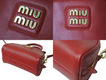 Load image into Gallery viewer, 極美品 MIUMIU ミュウミュウ アルカディア 2wayバッグ ハンドバッグ ショルダーバッグ 5BP085 レザー レッド ゴールド金具 中古 4b000317