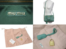 Load image into Gallery viewer, 極美品 MIUMIU ミュウミュウ アルカディ マトラッセ 2WAYバッグ ハンドバッグ ショルダーバッグ 5BB124 ナッパレザー グリーン 中古 4b000318