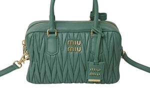 極美品 MIUMIU ミュウミュウ アルカディ マトラッセ 2WAYバッグ ハンドバッグ ショルダーバッグ 5BB124 ナッパレザー グリーン 中古 4b000318