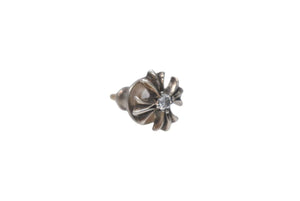極美品 CHROME HEARTS クロムハーツ パヴェダイヤ クロス ピアス シルバー925 14k アクセサリー 0.7g 中古 4b000362