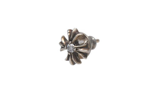 極美品 CHROME HEARTS クロムハーツ パヴェダイヤ クロス ピアス シルバー925 14k アクセサリー 0.7g 中古 4b000362