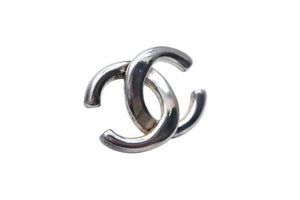 極美品 CHANEL シャネル ココマーク ピアス 重量約3.7g 01P刻印 シルバー メタル ヴィンテージ 両耳用 中古 4b000399