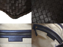 Load image into Gallery viewer, BOTTEGA VENETA ボッテガヴェネタ イントレチャート ホーボー ワンショルダーバッグ 115653 レザー ブラウン 美品 中古 4b000504
