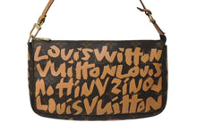 画像をギャラリービューアに読み込む, LOUIS VUITTON ルイヴィトン ポシェットアクセソワ―ル ポーチ M92193 モノグラム グラフィティ ブラウン PVC 美品 中古 4b000511