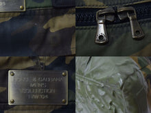 Load image into Gallery viewer, DOLCE&amp;GABBANA ドルチェ&amp;ガッバーナ 2004AW MENS COLLECTION ミリタリーカモバッグ トートバッグ コットン ラバー 良品 中古 4b000516