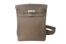 Load image into Gallery viewer, 新品未使用 HERMES エルメス ケリーアッカドGM ショルダーバッグ W刻印 エトゥープ トゴ シルバー金具 2024年製 中古 4b000608