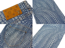 Load image into Gallery viewer, 新品未使用 LOUIS VUITTON ルイヴィトン オールオーバー パンプキンデニムパンツ 草間彌生 RM232H YN3 HOD30W サイズ32 中古 4b000632
