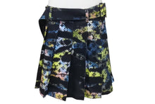 Load image into Gallery viewer, 極美品 LOUIS VUITTON ルイヴィトン 21AW モノグラムタイダイ デニムスカート RM2129 H98 HLE10W ブラック マルチカラー M 中古 4b000636