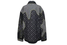 Load image into Gallery viewer, 新品同様 LOUIS VUITTON NIGO ルイヴィトン ニゴ 22SS モノグラムクレイジー デニムジャケット 1A9K67 ブラック サイズ54 中古 4b000640