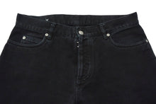 Load image into Gallery viewer, MAISON MARGIELA メゾンマルジェラ デニムパンツ ストレート S50LA0153 S30642 イタリア製 ブラック サイズ31 美品 中古 4b000644