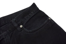 Load image into Gallery viewer, MAISON MARGIELA メゾンマルジェラ デニムパンツ ストレート S50LA0153 S30642 イタリア製 ブラック サイズ31 美品 中古 4b000644