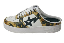 Load image into Gallery viewer, 新品未使用 A BATHING APE アベイシングエイプ スニーカー BAPE × KIDSUPER BAPE STA CLOG ベイプ サイズ8 カモ柄 迷彩 中古 4b000681