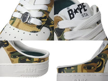 Load image into Gallery viewer, 新品未使用 A BATHING APE アベイシングエイプ スニーカー BAPE × KIDSUPER BAPE STA CLOG ベイプ サイズ8 カモ柄 迷彩 中古 4b000681