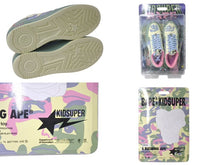 Load image into Gallery viewer, 新品未使用 A BATHING APE アベイシングエイプ スニーカー BAPE × KIDSUPER BAPE STA ベイプ サイズ8 マルチカラー 中古 4b000683