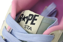 Load image into Gallery viewer, 新品未使用 A BATHING APE アベイシングエイプ スニーカー BAPE × KIDSUPER BAPE STA ベイプ サイズ8 マルチカラー 中古 4b000683