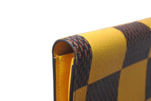 Load image into Gallery viewer, LOUIS VUITTON ルイヴィトン ポルトフォイユ ブラザNM 長財布 N40541 ダミエポップ ファレルウィリアムス イエロー 良品 中古 4b000764