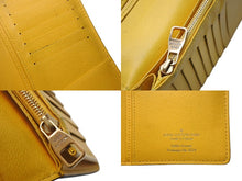 Load image into Gallery viewer, LOUIS VUITTON ルイヴィトン ポルトフォイユ ブラザNM 長財布 N40541 ダミエポップ ファレルウィリアムス イエロー 良品 中古 4b000764