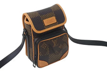 Load image into Gallery viewer, 極美品 LOUIS VUITTON ルイヴィトン アマゾン メッセンジャーショルダーバッグ N40357 ダミエジャイアント NIGO LVスクエアード 中古 4b000769