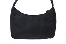 Load image into Gallery viewer, PRADA プラダ ホーボ ハンドバッグ ワンショルダーバッグ 三角ロゴプレート ブラック ナイロン 美品 中古 4b000773