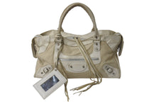 Load image into Gallery viewer, BALENCIAGA バレンシアガ パート タイム ハンドバッグ ショルダーバッグ 168028 クリーム レザー 良品 中古 4b000806