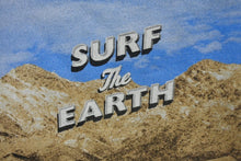 Load image into Gallery viewer, 新品未使用 STAMPD スタンプド SURF The EARTH 半袖Tシャツ サイズM ブラック コットン プリント 中古 4b000898