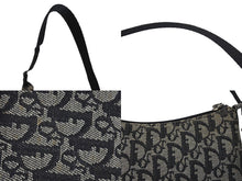 Load image into Gallery viewer, CHRISTIAN DIOR クリスチャン ディオール ディオールトロッター ショルダーバッグ キャンバス 01RU 0044 ブラック 良品 中古 4b000932