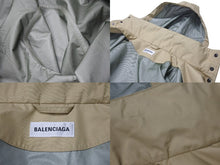 Load image into Gallery viewer, 極美品 BALENCIAGA バレンシアガ 2019 ナイロン ジャケット ブルゾン 556168 ベージュ サイズ34 中古 4b000935