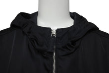 Load image into Gallery viewer, PRADA プラダ ナイロンジャケット トライアングルロゴ フード付き ナイロン ブラック シルバー金具 サイズ46 美品 中古 4b000937