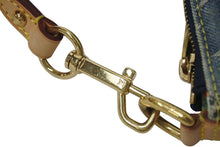 Load image into Gallery viewer, 極美品 LOUISVUITTON ルイヴィトン パウチィ ワンショルダーバッグ M95382 パッチワーク モノグラムデニム ブルー 中古 4b000990