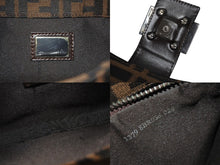 Load image into Gallery viewer, FENDI フェンディ マンマバケット ホーボー ワンショルダーバッグ 8BR036 ズッカ柄 キャンバス レザー ブラウン 美品 中古 4b000994