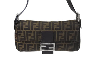 FENDI フェンディ マンマバケット ワンショルダーバッグ 26424 ズッカ柄 ブラウン シルバー金具 美品 中古 4b000999