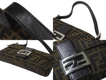 Load image into Gallery viewer, FENDI フェンディ マンマバケット ワンショルダーバッグ 26424 ズッカ柄 ブラウン シルバー金具 美品 中古 4b000999