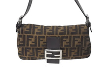 Load image into Gallery viewer, FENDI フェンディ マンマバケット ワンショルダーバッグ 26424 ズッカ柄 ブラウン シルバー金具 美品 中古 4b001023