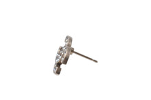 Load image into Gallery viewer, CHANEL シャネル ココマーク ピアス 重量約2.6g 06A刻印 メタル ラインストーン GP ゴールド クリア 両耳用 美品 中古 4b001042