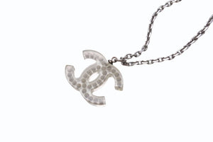 極美品 CHANEL シャネル クリアライトストーンココマークネックレス 06V刻印 重量約4.5 シルバー メタル ラインストーン 中古 4b001066